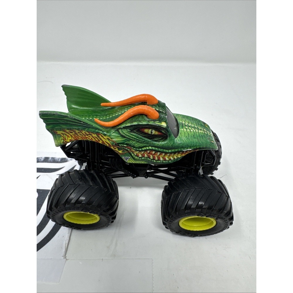Hot Wheels Monster Jam Truck 1:64 Die cast Dragon Yellow Rims